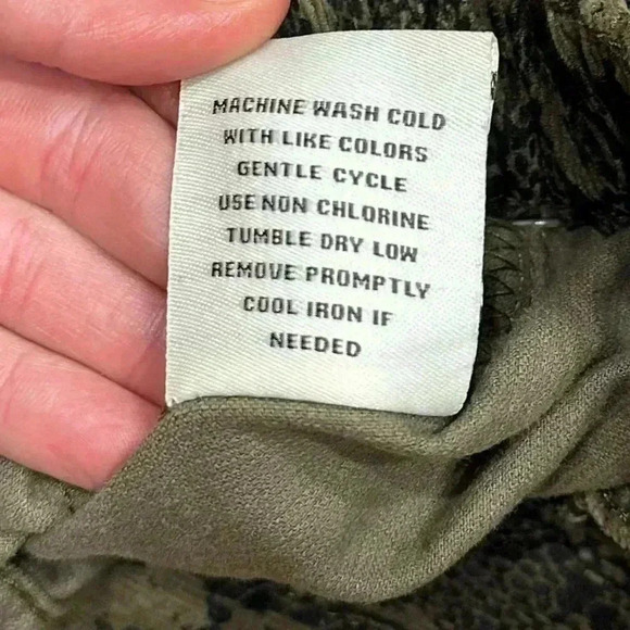 NWT Women’s Vintage Havana Snake Skin Print Joggers Drawstring Brown Pants Small - Picture 4 of 16